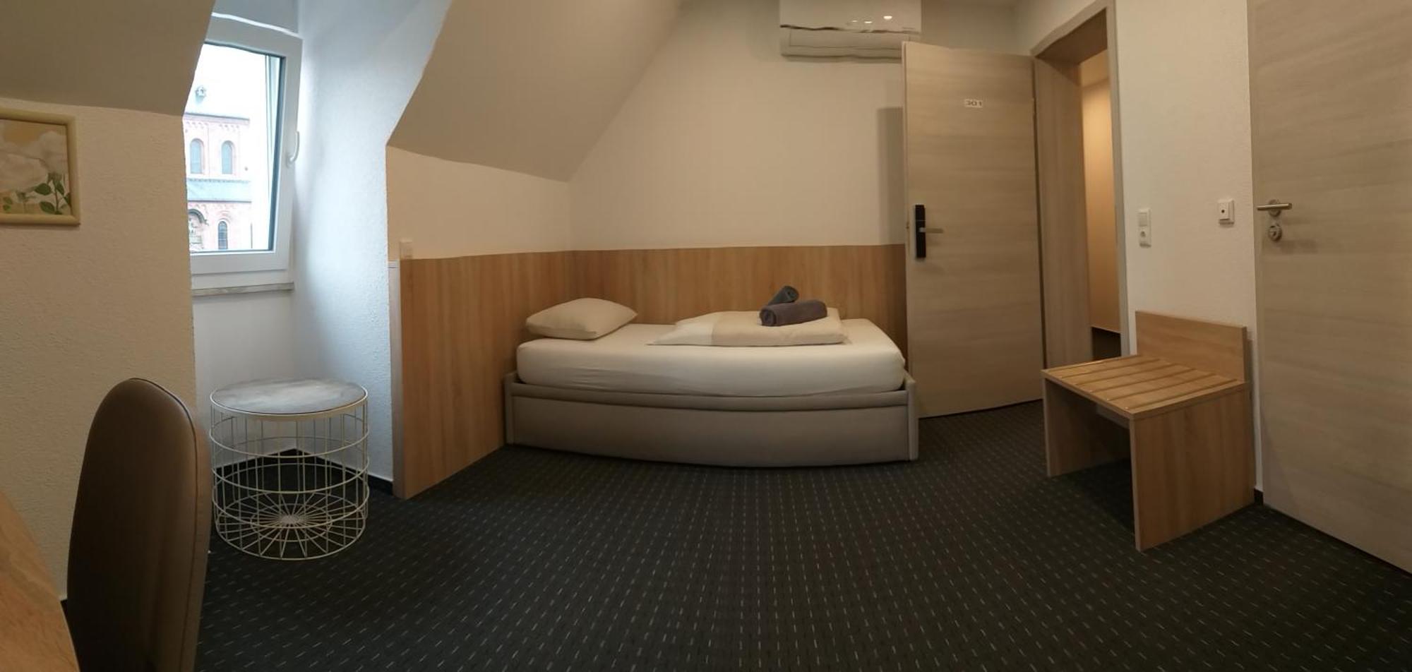 Hotel Kriemhilde Worms Habitación foto